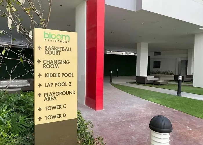 Paranaque Bloom Residences Apartamento *
